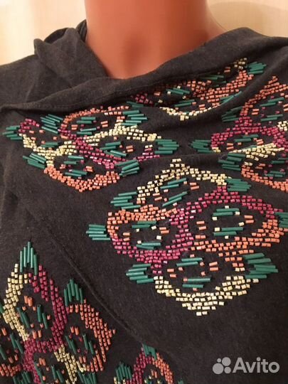 Шарф палантин с вышивкой Zara новый