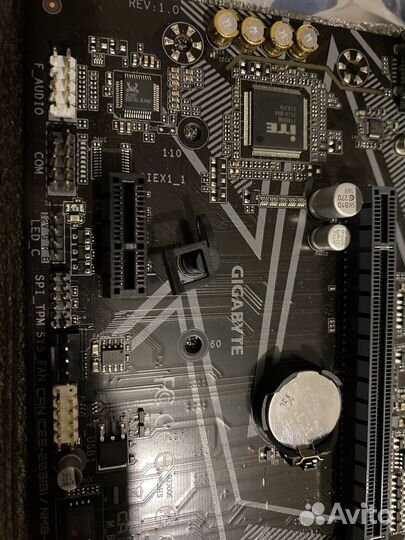 Материнская плата gigabyte h510m h