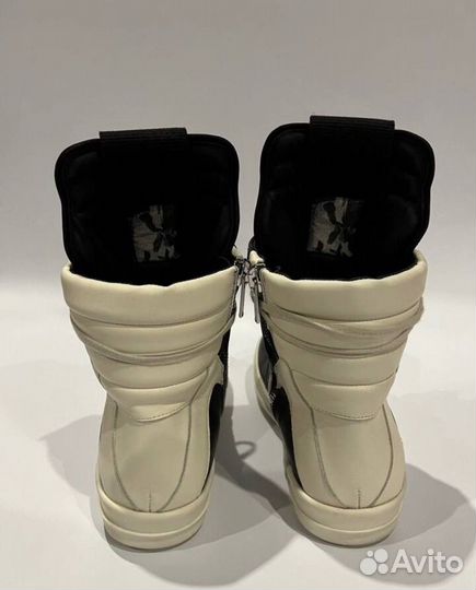 Кроссовки rick owens geobasket на руках