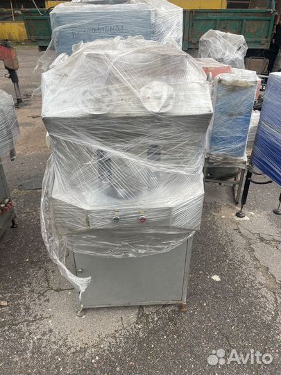 Полуавтомат выдува пэт тары