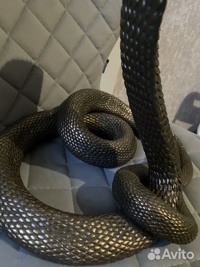 Коллекционная статуэтка змеи Veronese