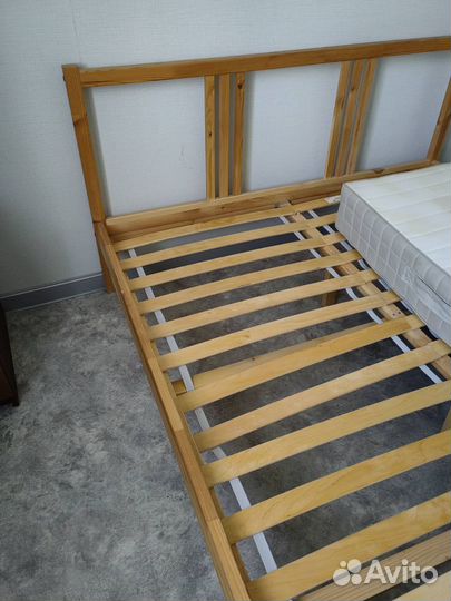 Кровать IKEA