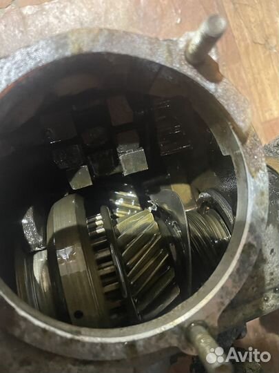 Коробка 5 ступка ваз 2101-2107 Под ремонт