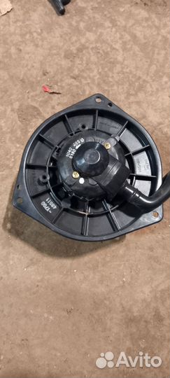 Моторчик печки Lancer 9