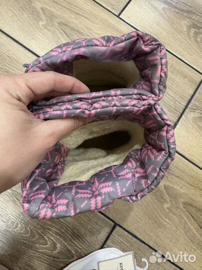 Дутики зимние для девочки 36