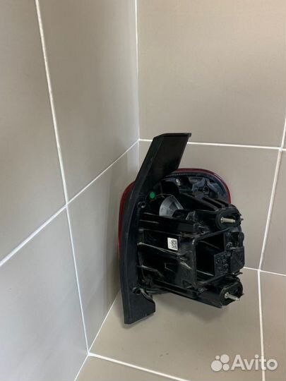 Фонарь задний левый Renault Duster 2 (Hjd) 2 1.3