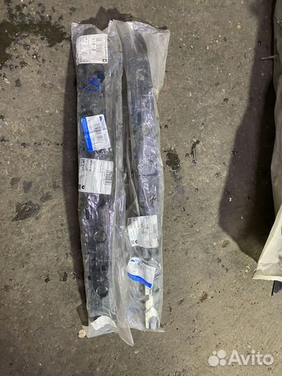 Кронштейн заднего бампера Nissan X-Trail