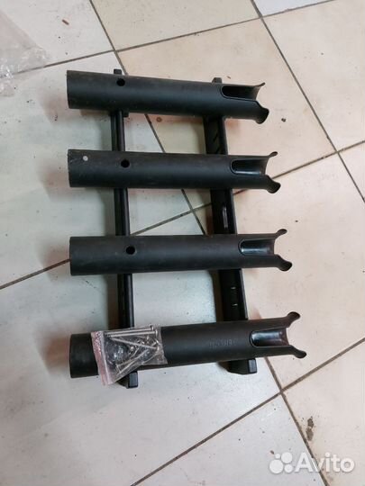 Держатель для удилищ на лодку