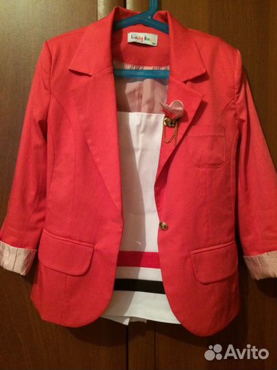 Очень красивый костюм для девочки