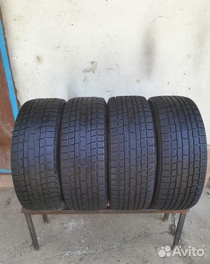 Yokohama Ice Guard IG30 215/50 R17 97T