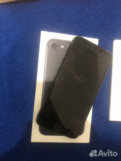 Телефон iPhone 7 128gb