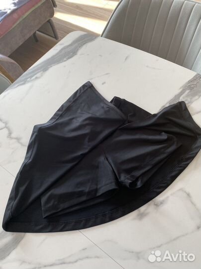 Юбки и футболка для настольного тенниса