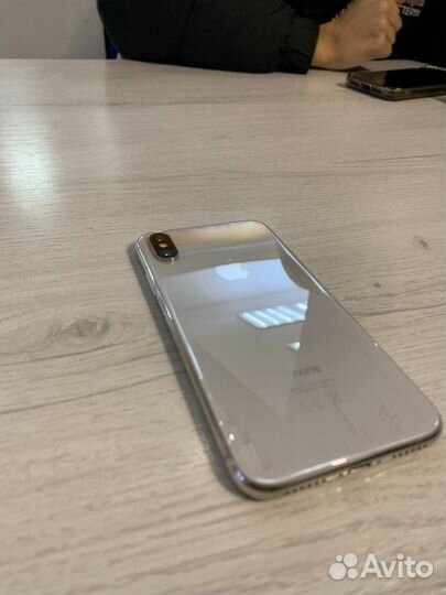 iPhone X, 256 ГБ