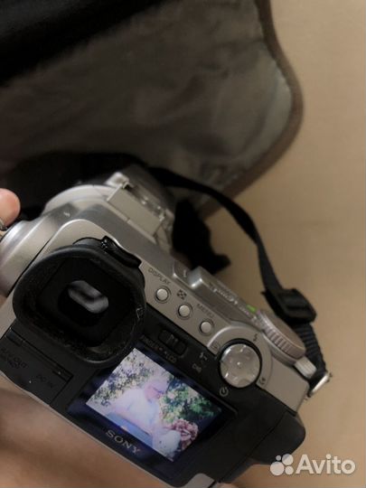 Компактный фотоаппарат sony DSC-F707