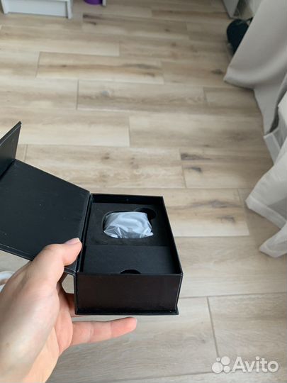 Беспроводные наушники nilkin go