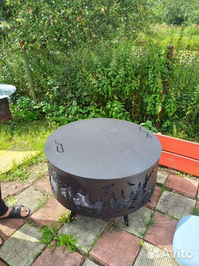 Металлическое кострище