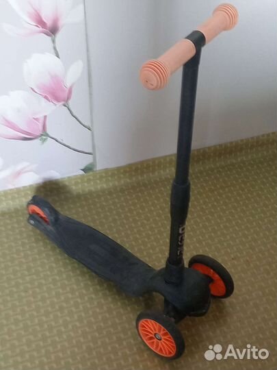 Самокат детский трехколесный бу