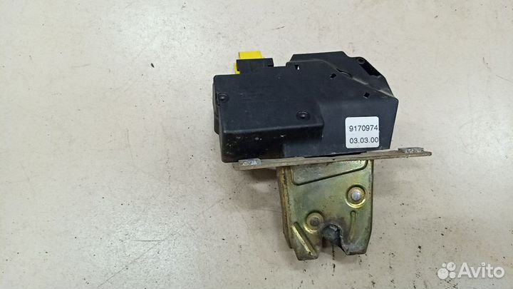 Замок крышки багажника Volvo S80