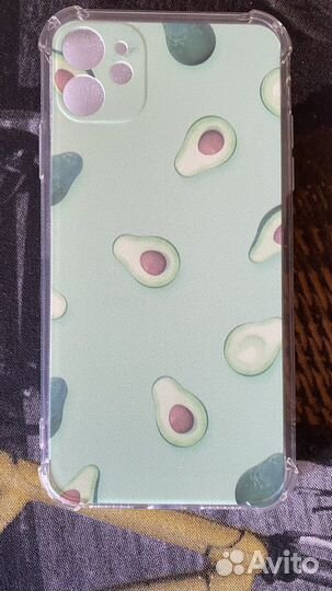 Чехол на iPhone 11