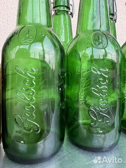 Бутылки с герметичной крышкой бугельным замком