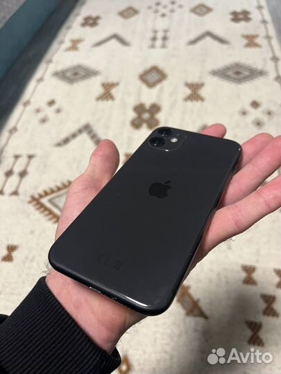 iPhone 11, 64 ГБ
