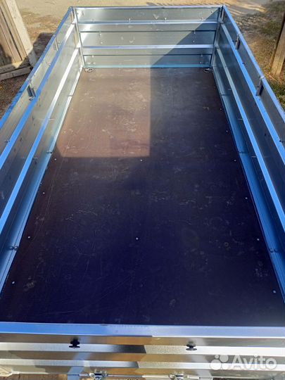 Прицеп 2.5м на 1.3м высота борта 52см