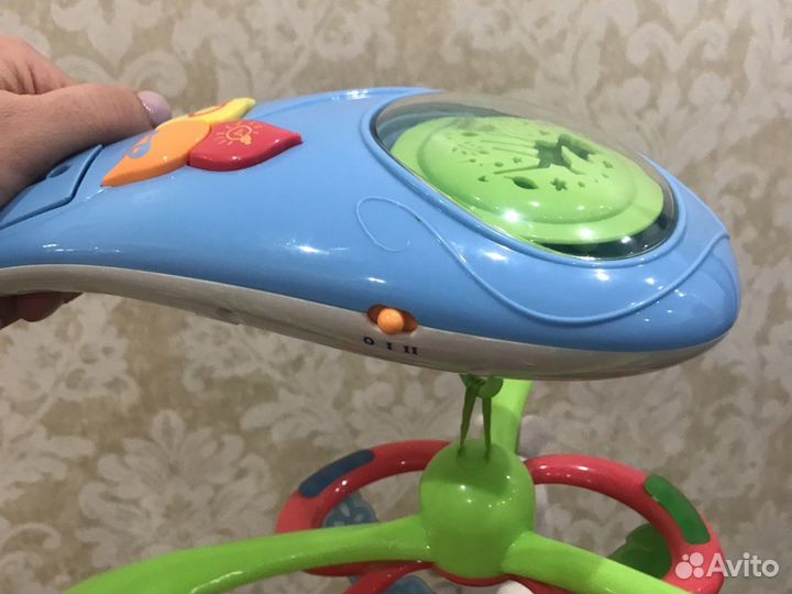 Игрушка на кровать детская