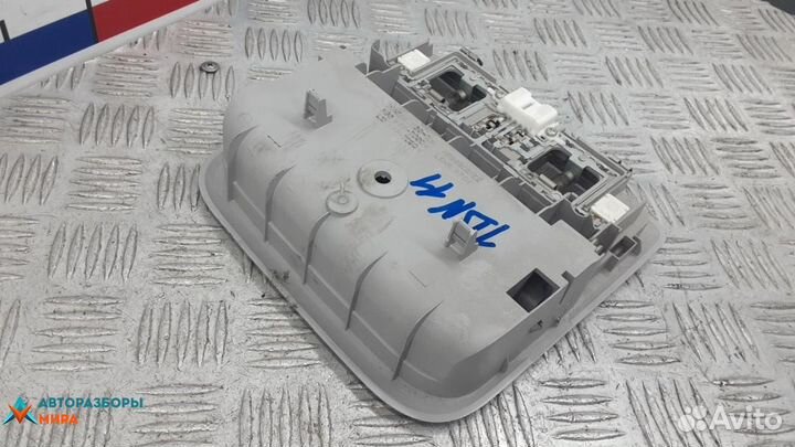 Фонарь салона (плафон) Mitsubishi Pajero 4 2009