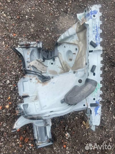 Лонжерон правый четверть 8E0803104E