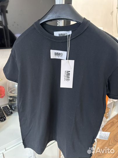 Футболка mm6 новая 42 S швы наружу