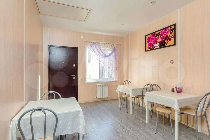 Гостиница, 200 м²