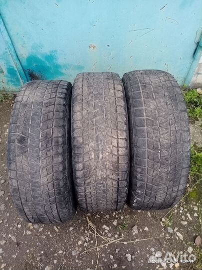 Bridgestone Blizzak DM-V1 245/70 R16