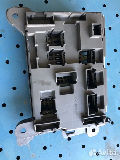 Блок предохранителей BMW E70 X5 2008 г.в