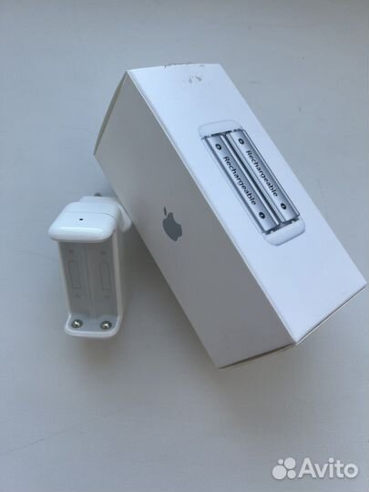 Apple battery charger