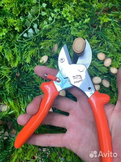 Секатор аллигатор