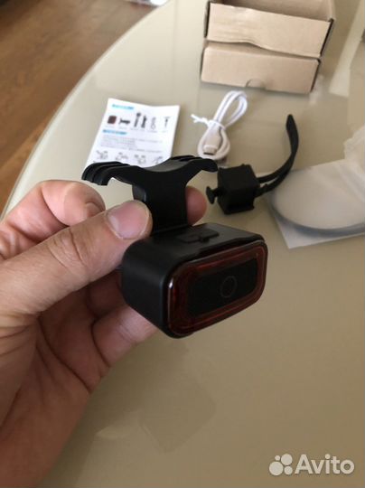 Велофонарь задний умный