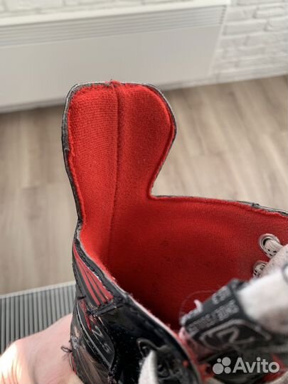 Хоккейные коньки bauer