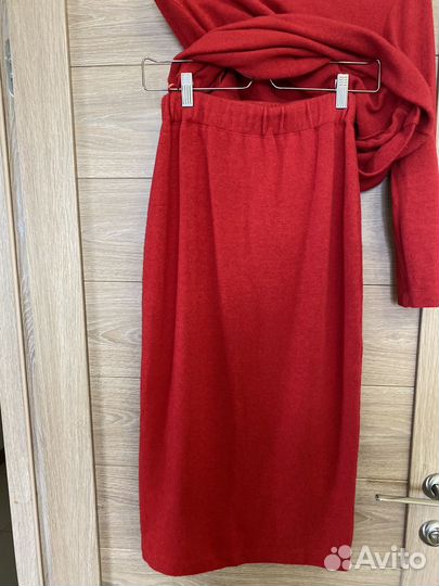 Комплект женский юбка + джемпер 46 шерсть