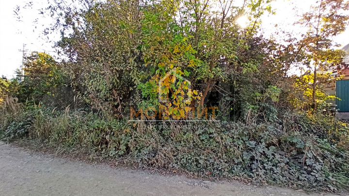 Участок 9,8 сот. (ИЖС)