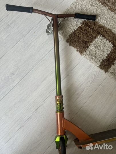 Трюковой самокат graviti графити