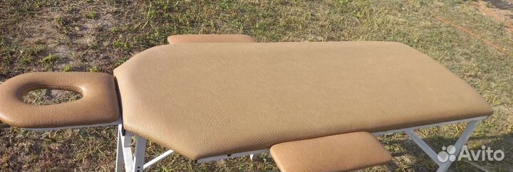 Массажный стол