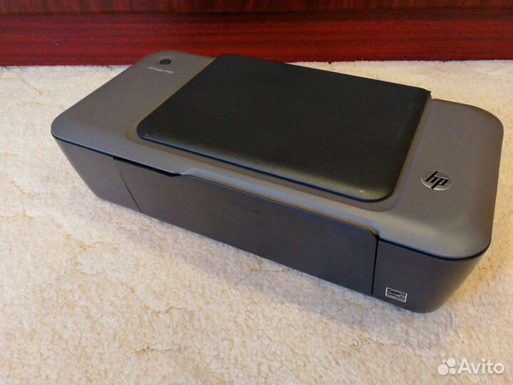 Цветной принтер HP Deskjet 1000 J110 seri