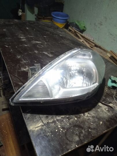 Фара nissan Note