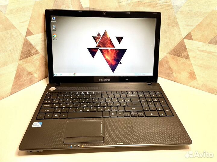 Ноутбук emachines