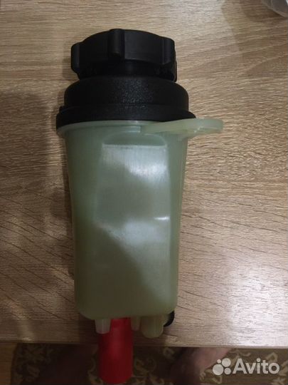 Расширительный бачок гур ford focus 3