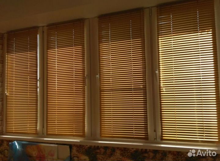 Горизонтальные жалюзи Y82821-Z0006