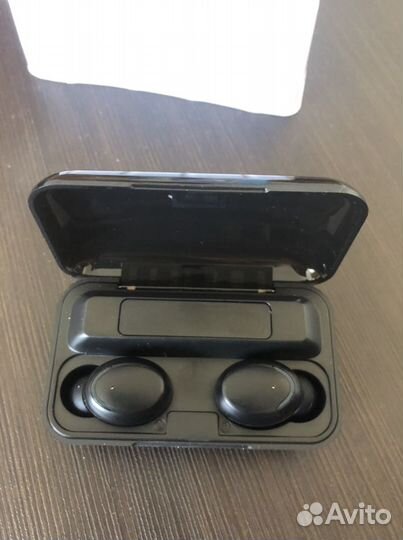 Беспроводные наушники TWS