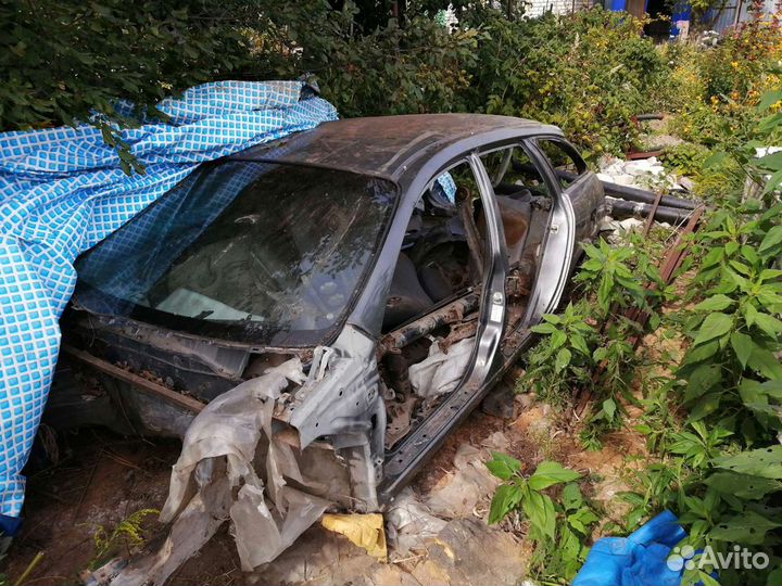 Nissan Primera, 2002