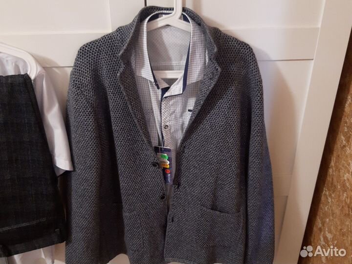 Рубашки, брюки, пиджак