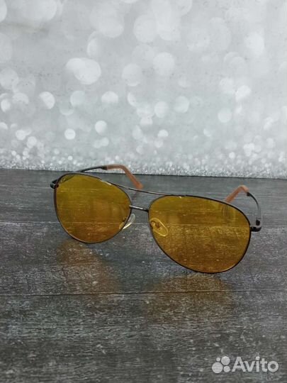 Солнцезащитные очки